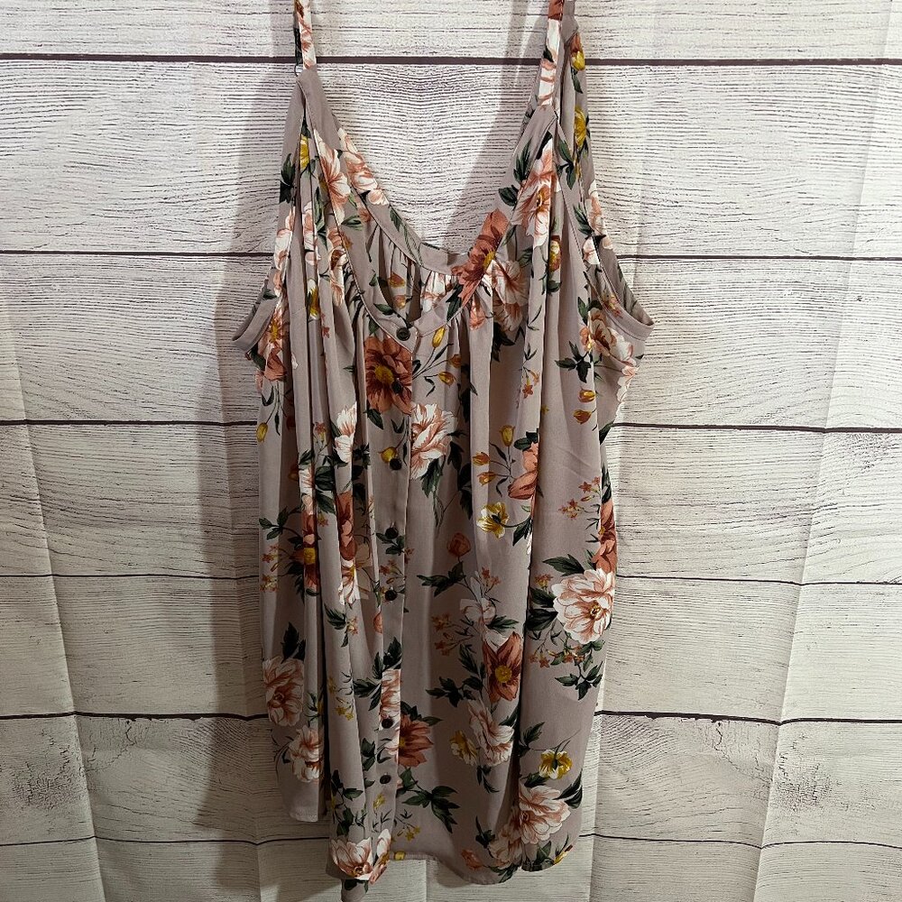Torrid Tan Floral Button Front Georgette Cami. Size 6X